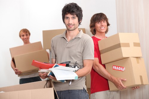 Local removals service handling home moving logistics in Islington