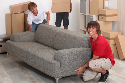 Local long-term storage service for homes and businesses in Islington